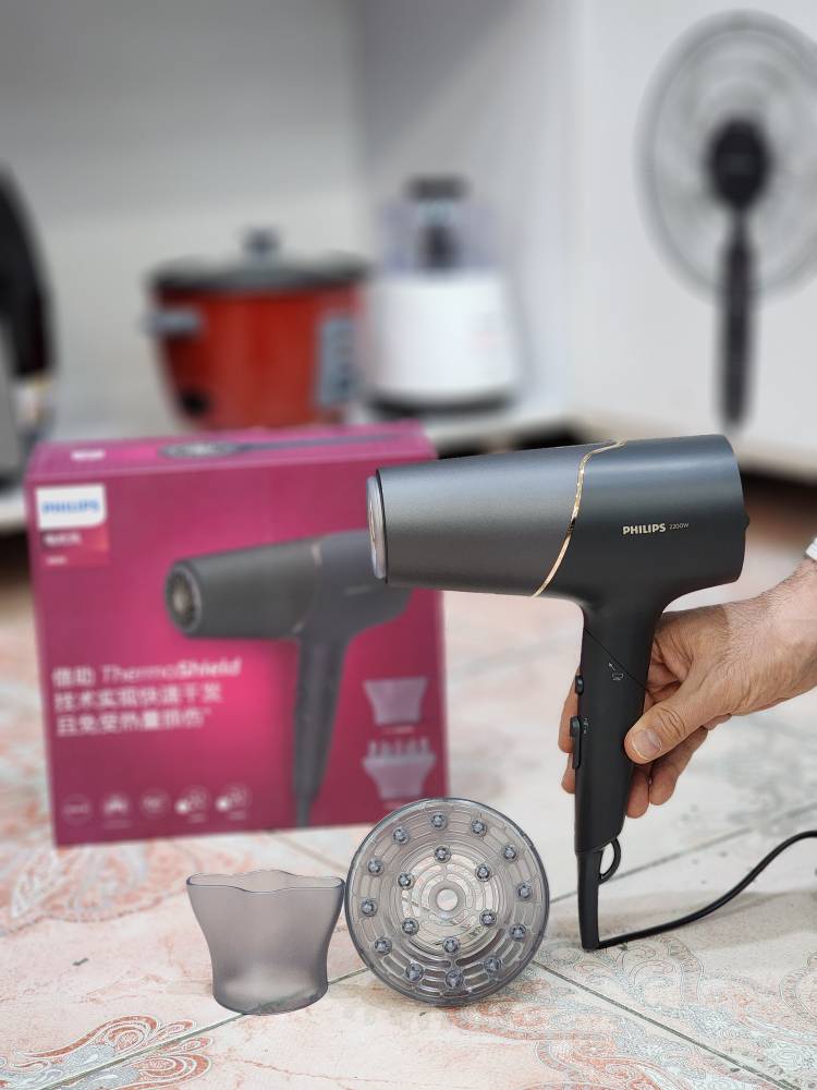 سشوار حرفه‌ای فیلیپس مدل bhd538